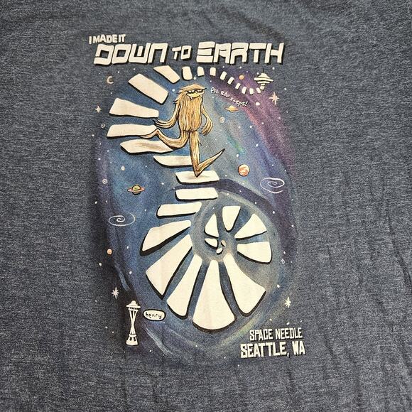 SPACE NEEDLE Seattle Washington Landmark Vacation T Shirt Size Medium Henry Art - Picture 1 of 5